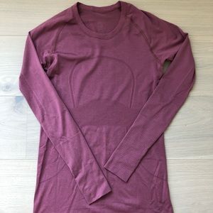Lululemon long sleeve crew shirt